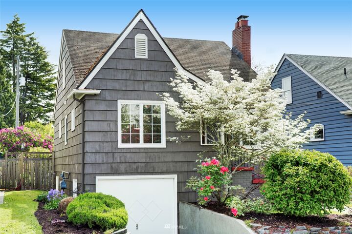 Property Photo: 7530 Mary Avenue NW WA 98177