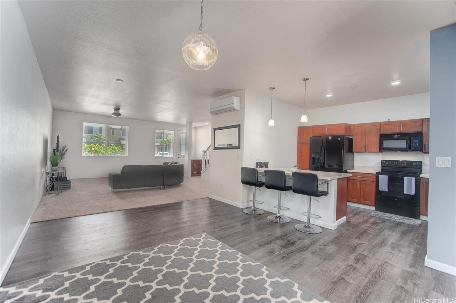 Property Photo:  724 Kakala Street 902  HI 96707 