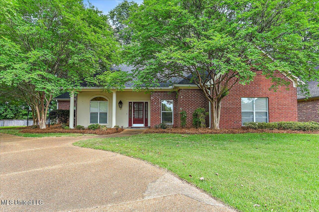 Property Photo: 331 Hunters Ridge Drive MS 39056