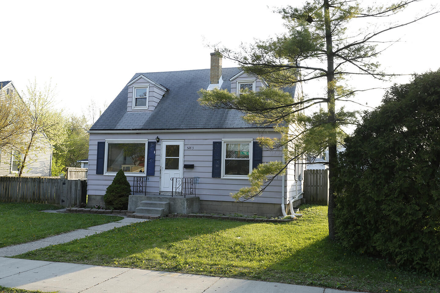 Property Photo: 5283 N 27th St WI 53209