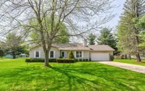 Property Photo:  68325 Riverview Drive  MI 49090 