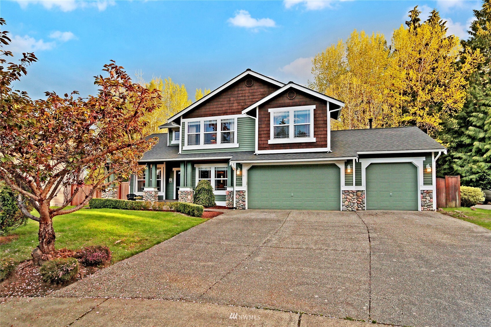 Property Photo: 4714 140th Street SE WA 98296