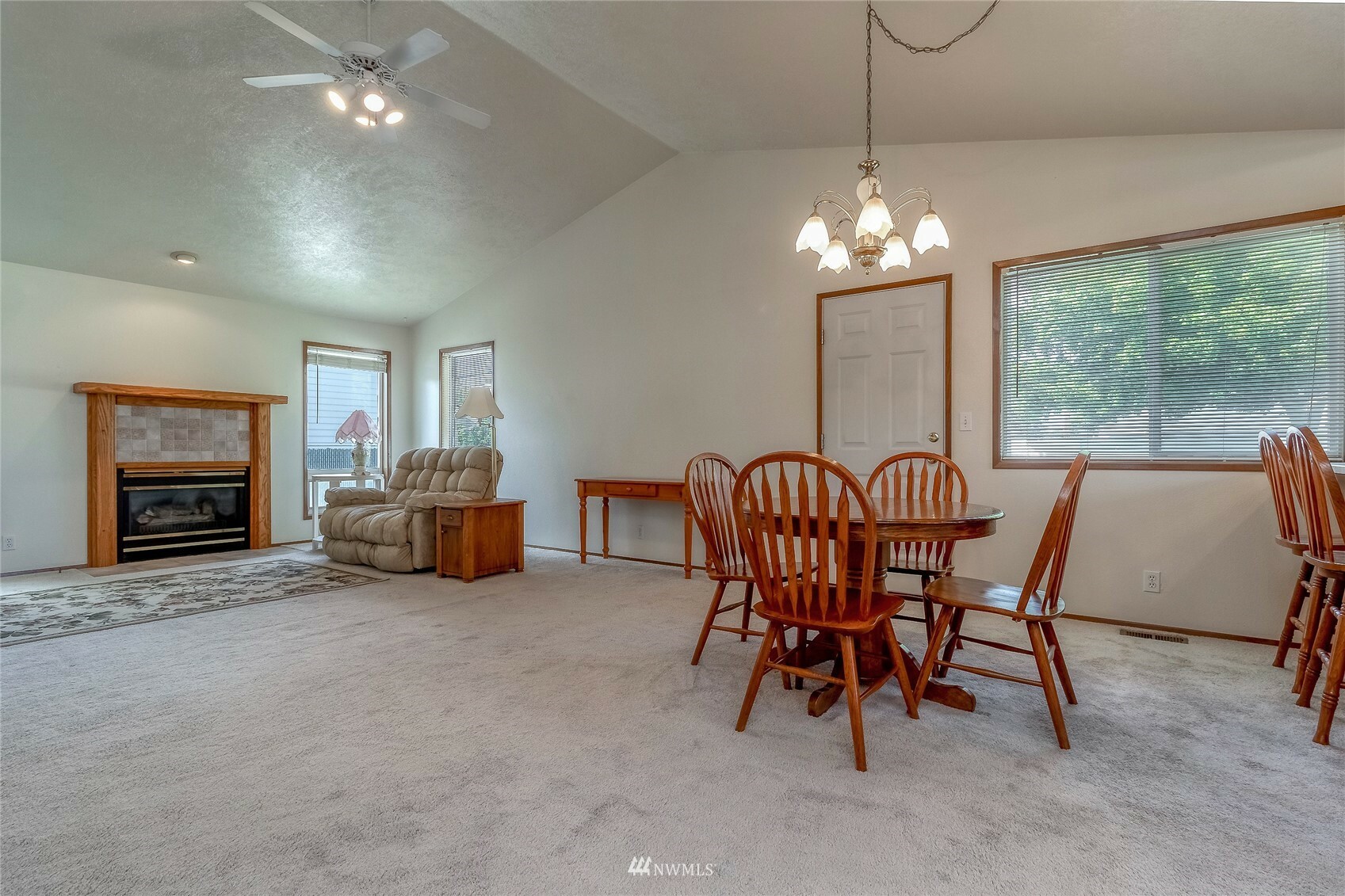 Property Photo:  806 SE Tamarack Street  WA 99324 