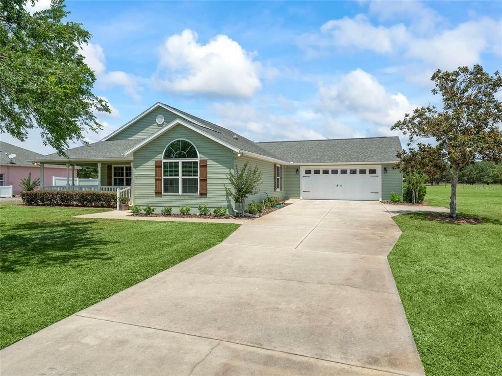 Property Photo:  36438 Piney Ridge Boulevard  FL 34731 