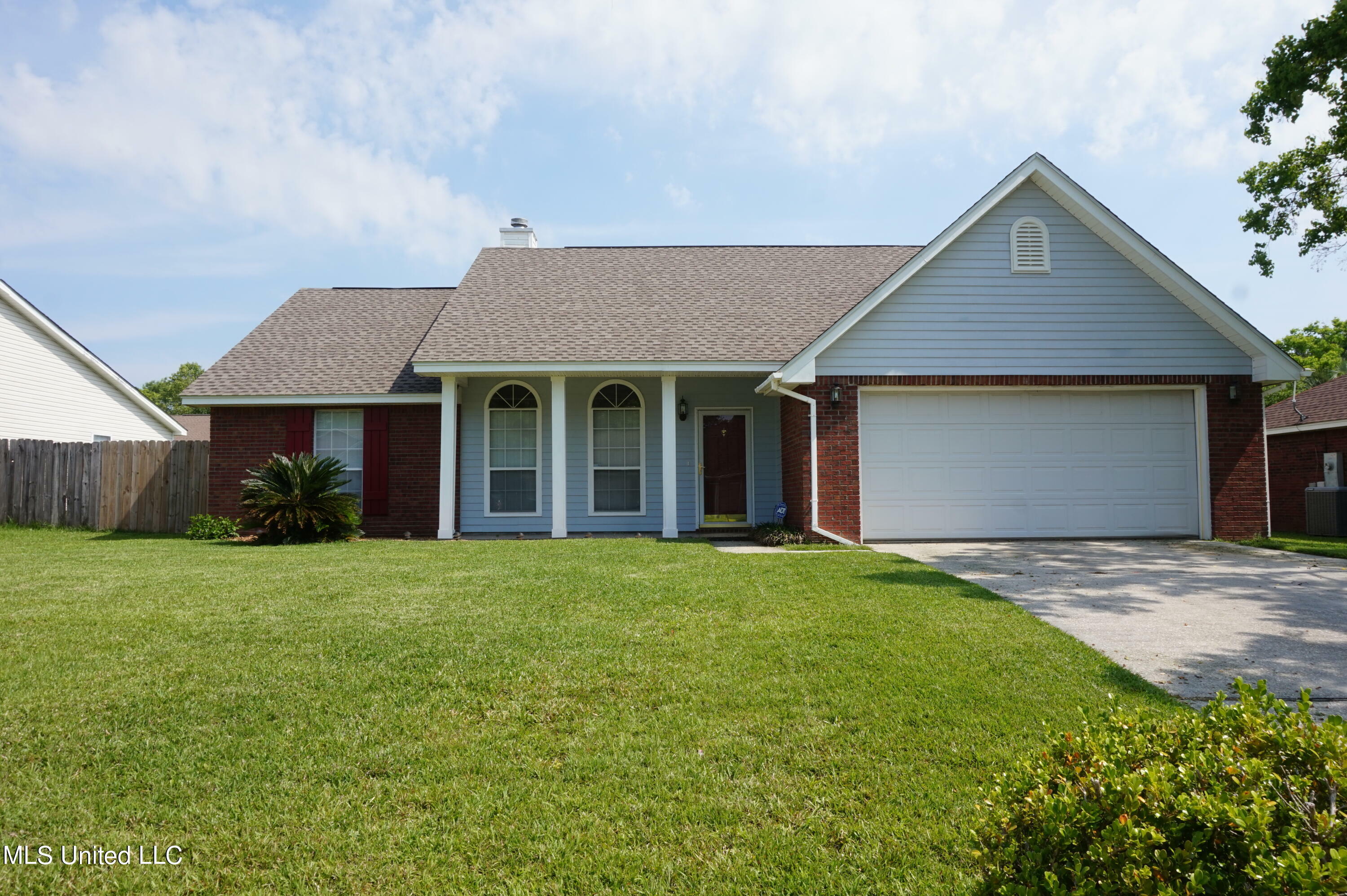 15120 Loveless Drive  Gulfport MS 39503 photo