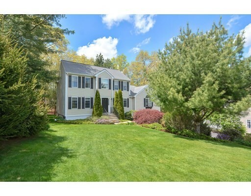 115 Adams Cir  Northbridge MA 01534 photo