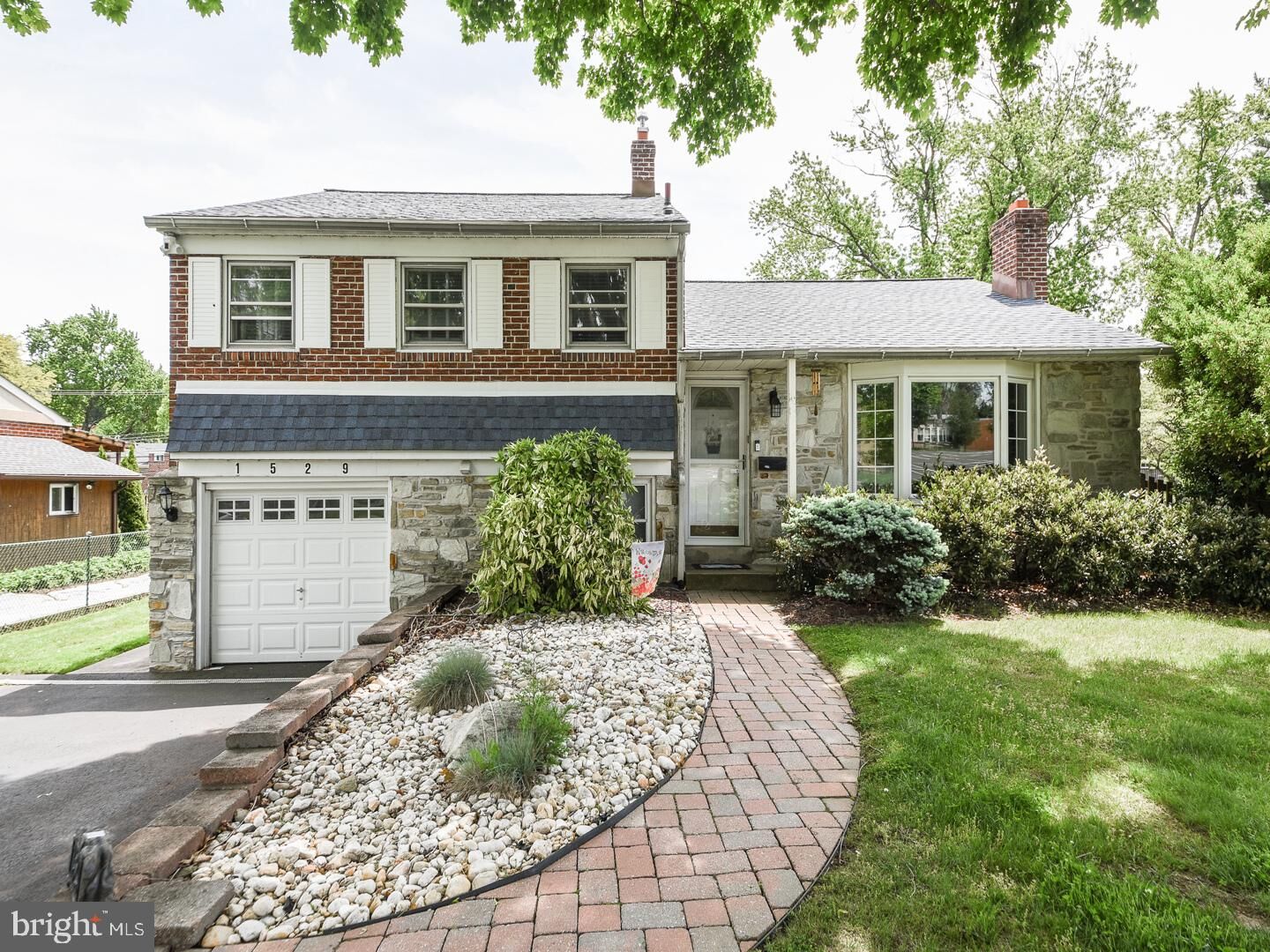 Property Photo: 1529 Marian Road PA 19001