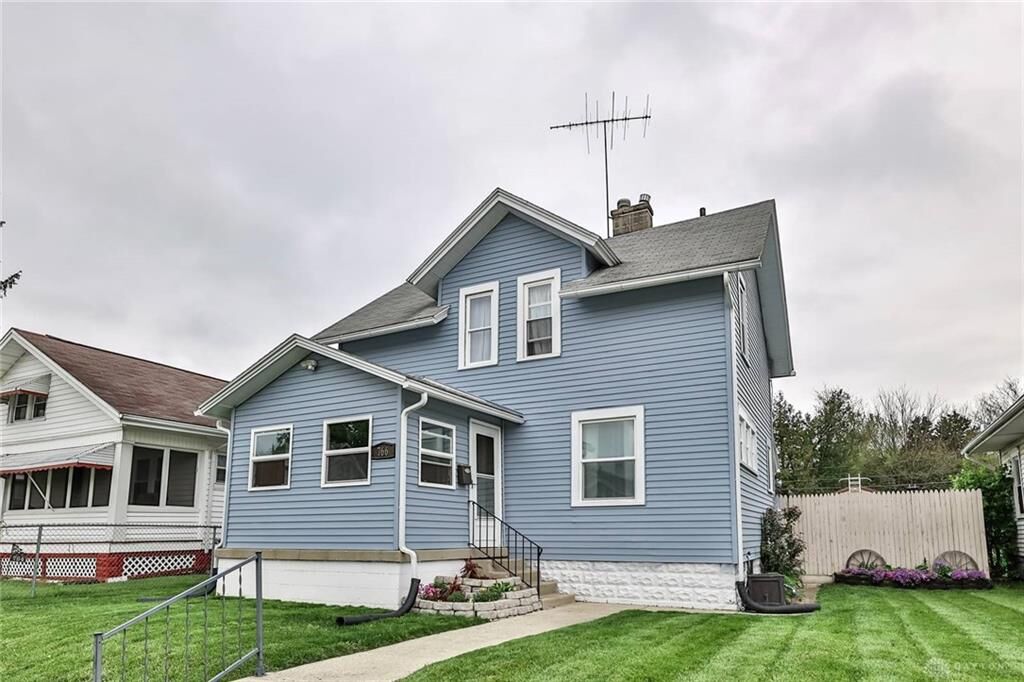 Property Photo: 766 E Southern Avenue OH 45505