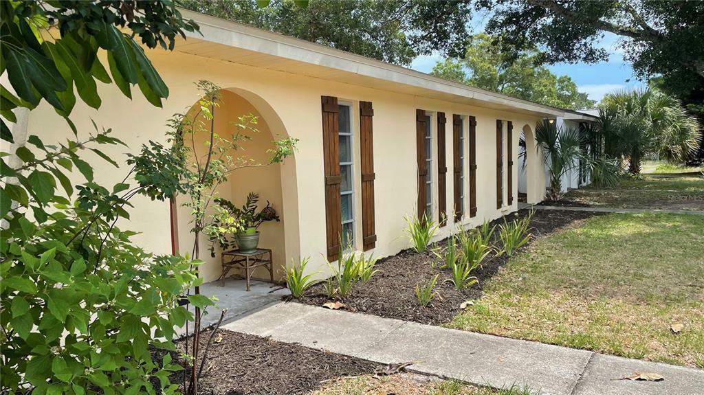 Property Photo:  1714 53rd Street S  FL 33707 