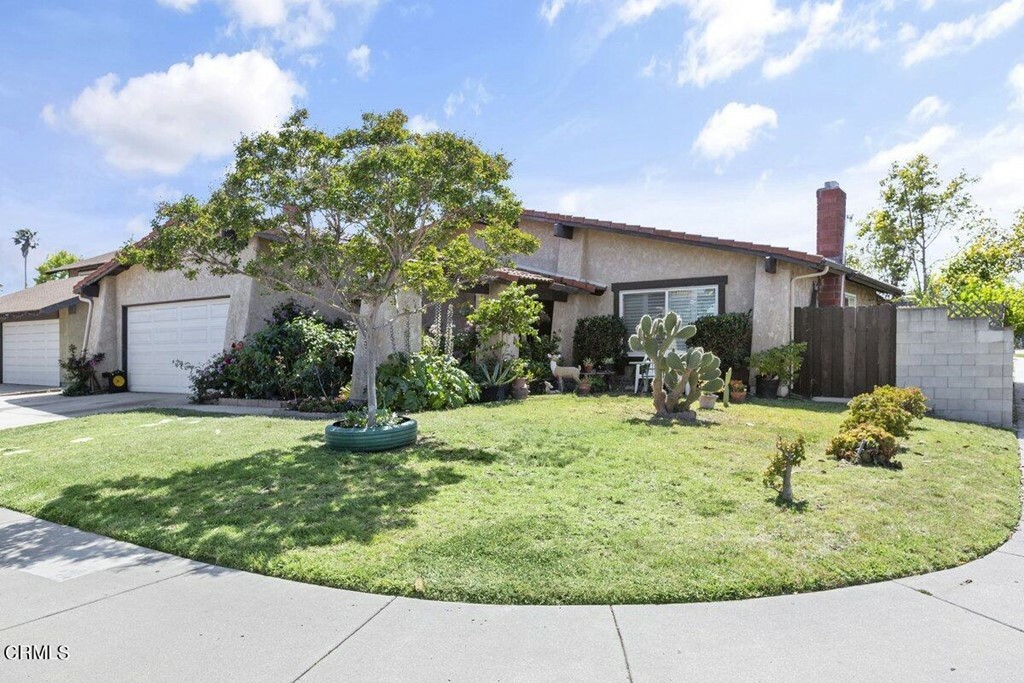 Property Photo:  125 S K Street  CA 93030 