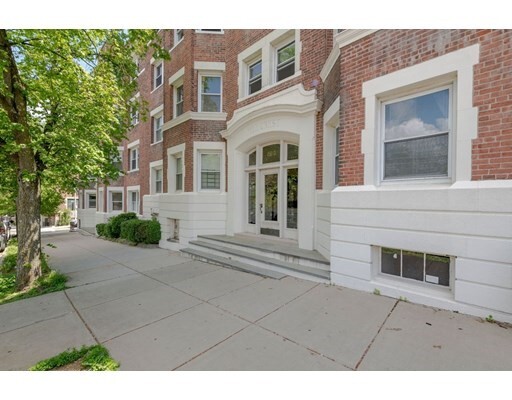Property Photo: 1500 Commonwealth Ave 8F MA 02135