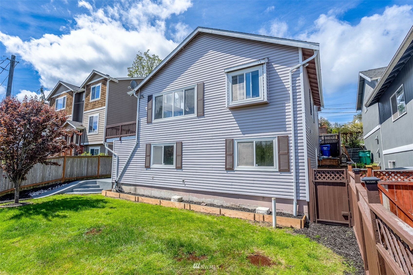 Property Photo:  5310 21st Avenue SW  WA 98106 