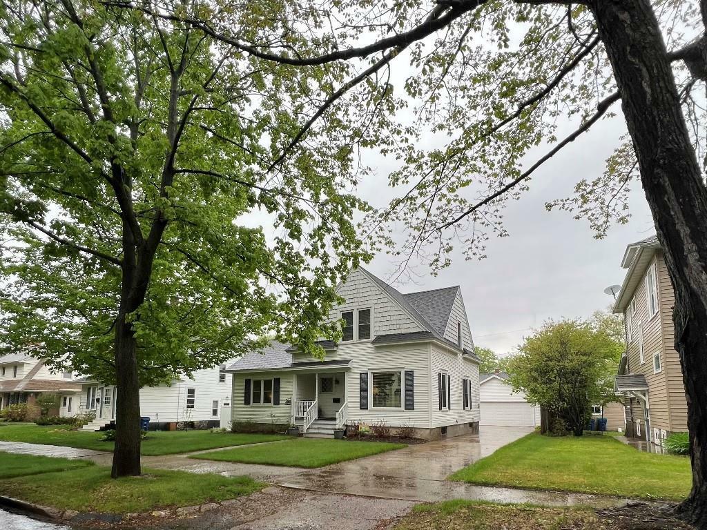 Property Photo:  828 Adams Street  WI 54403 