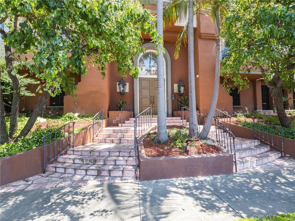 Property Photo:  7120 La Tijera Boulevard D201  CA 90045 