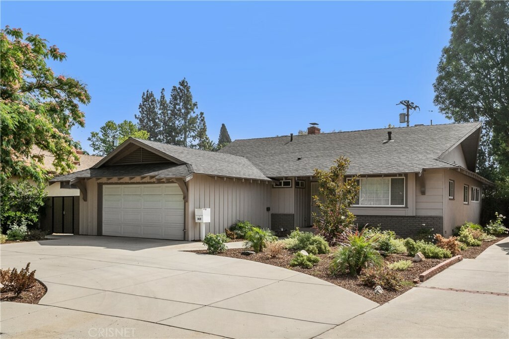 Property Photo:  8428 Rhea Avenue  CA 91324 