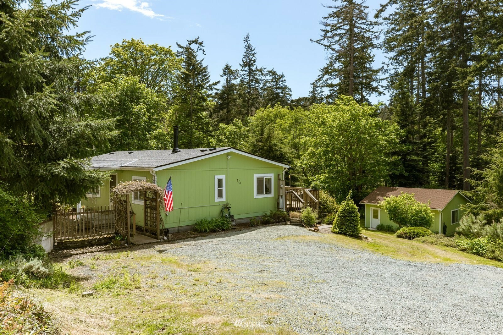 Property Photo:  670 Race Road  WA 98239 