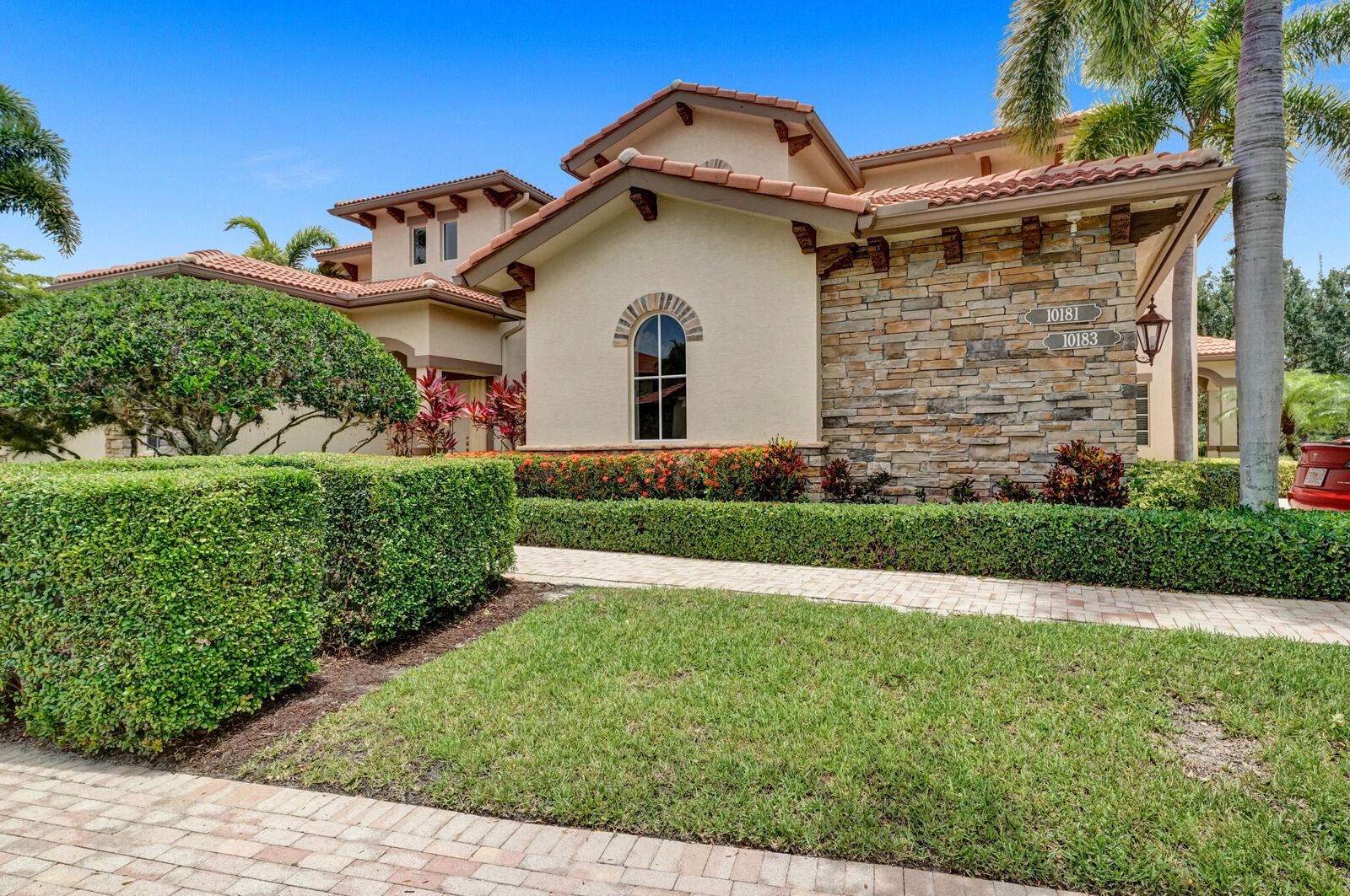 Property Photo: