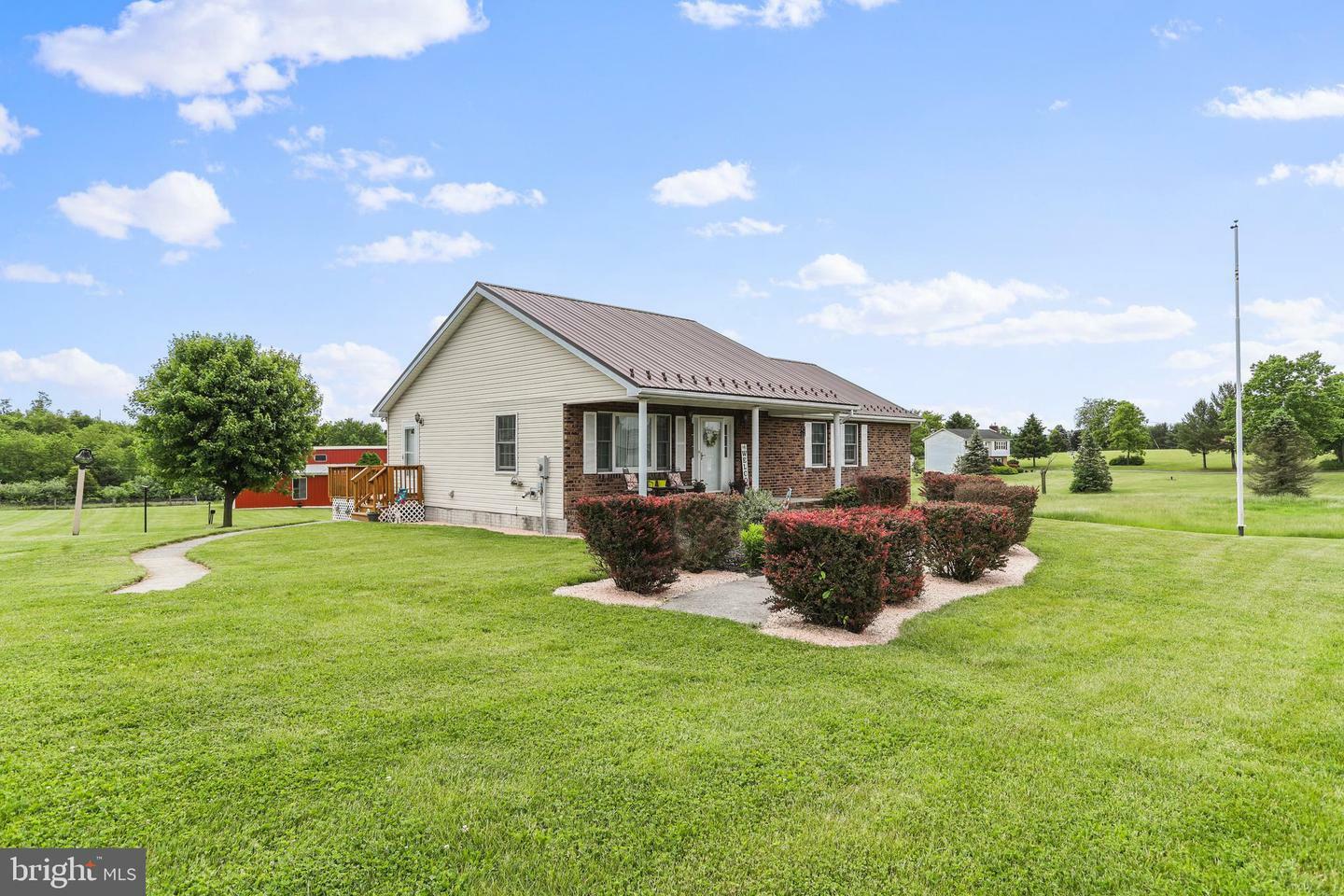 Property Photo:  270 Falcon Drive  WV 25419 