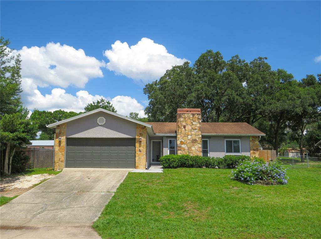 Property Photo:  7501 Willow Wisp Drive E  FL 33810 