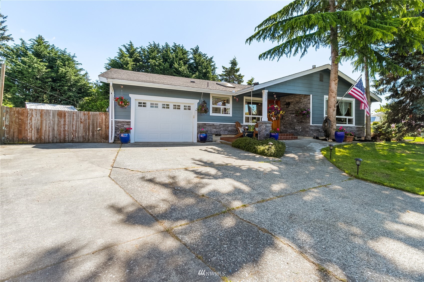 Property Photo:  2317 Monica Drive  WA 98273 