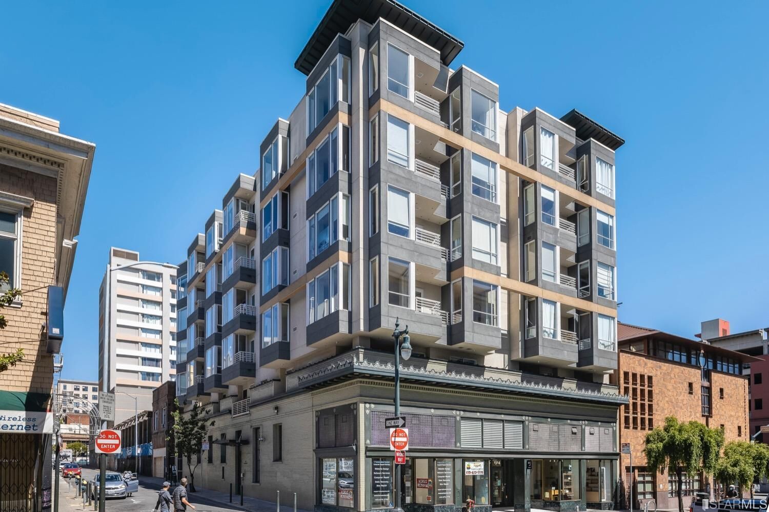 Property Photo: 81 Frank Norris Street 304 CA 94109