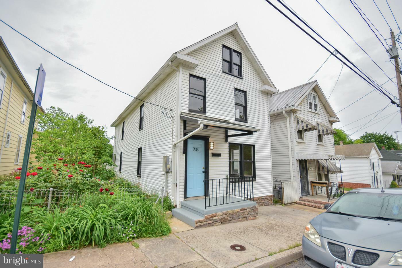 Property Photo:  703 S Raleigh Street  WV 25401 