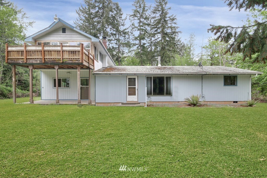 Property Photo: 12920 206th Street E WA 98338