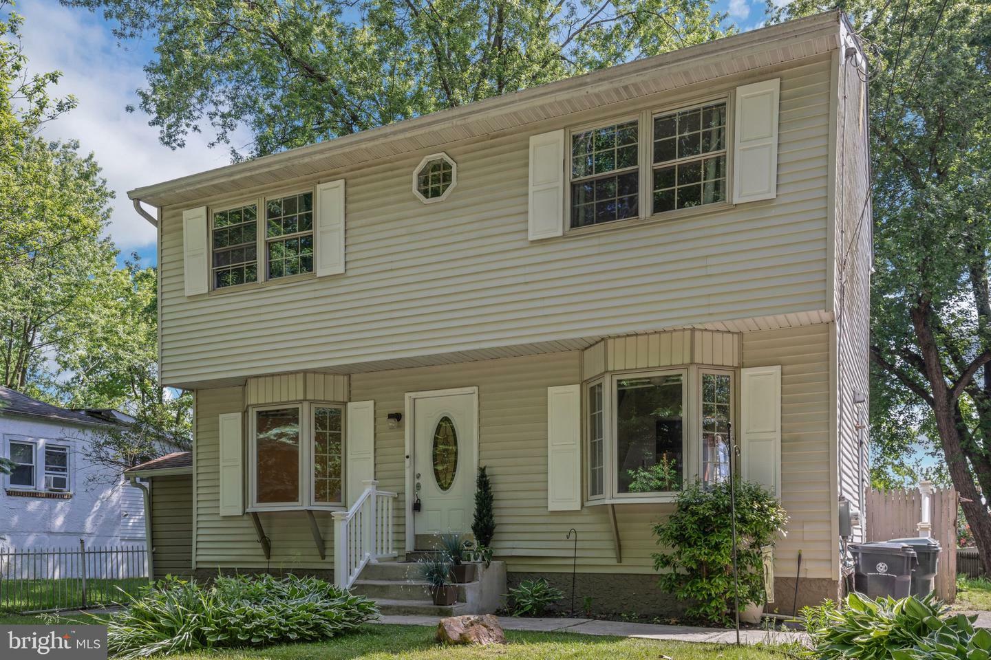 Property Photo:  2622 Lamott Avenue  PA 19090 