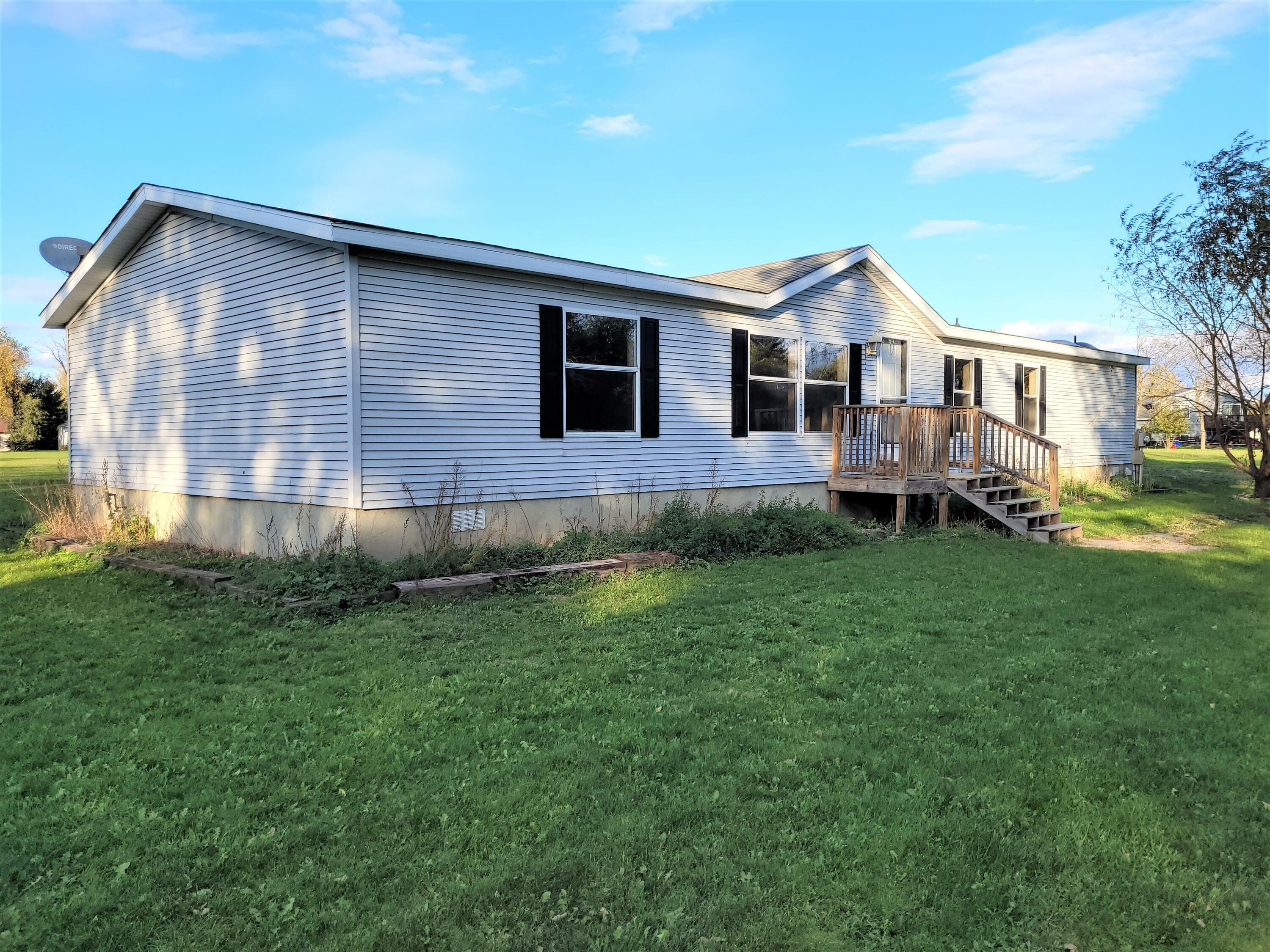 Property Photo:  323 4th Street SW  ND 58436 