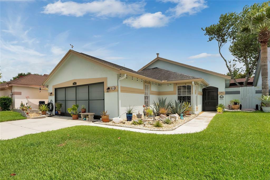 Property Photo:  5838 Plumtree Court  FL 32821 