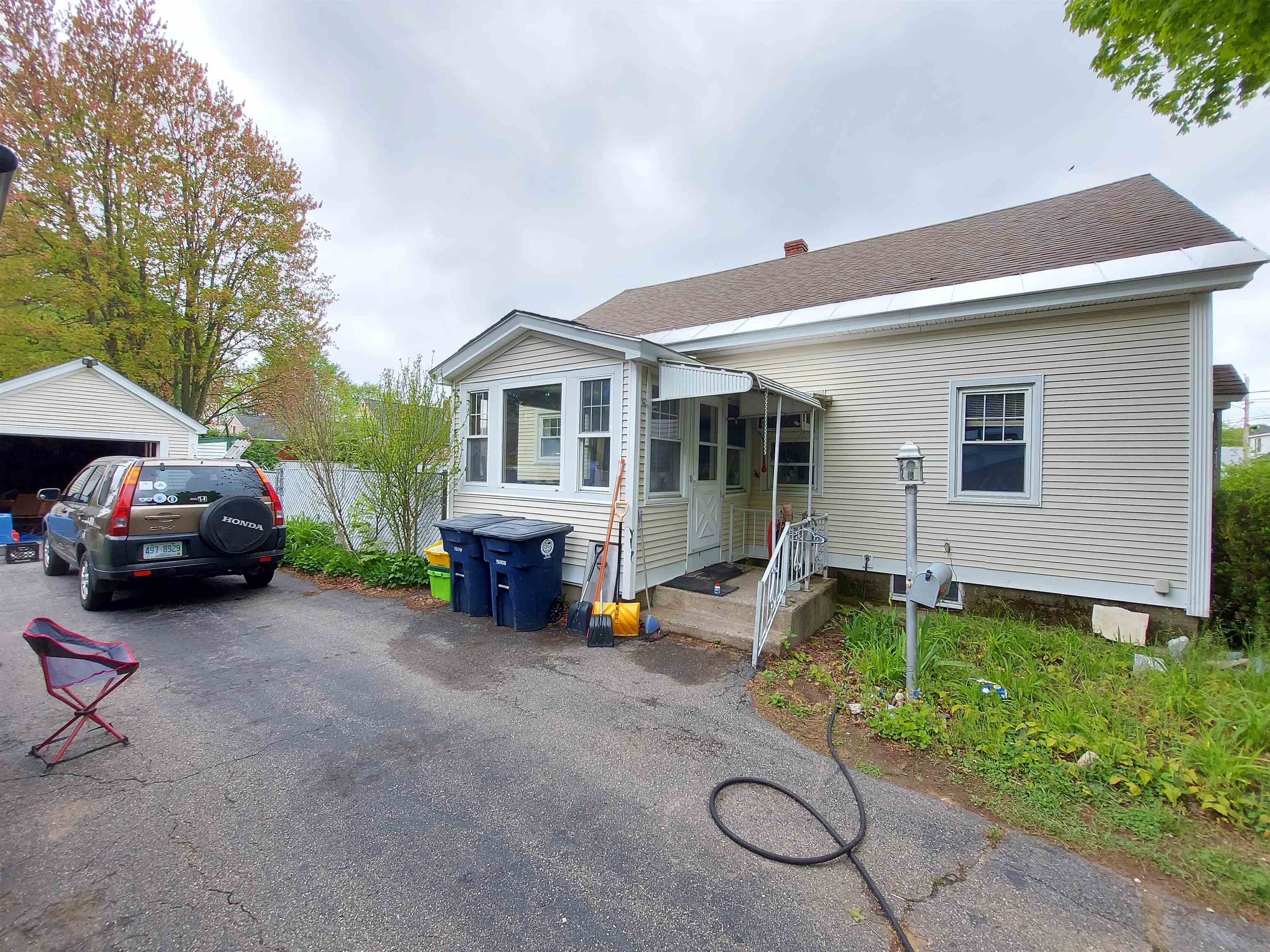 Property Photo:  21 Edwards Street  NH 03060-0000 