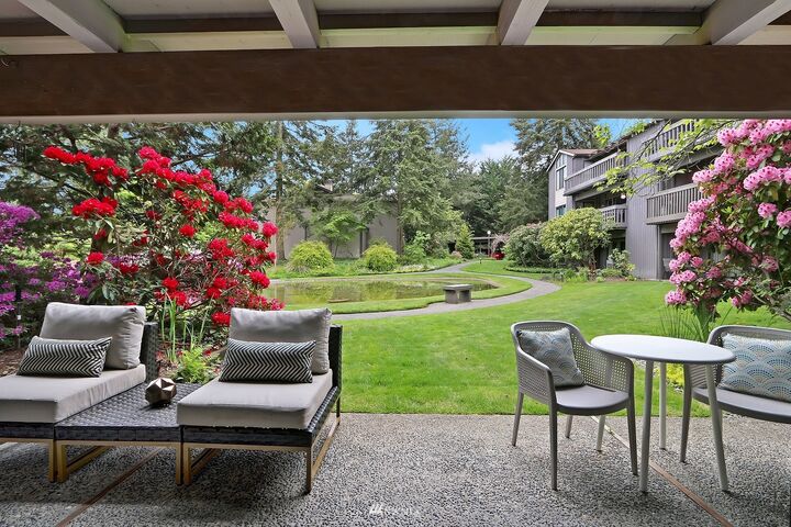 Property Photo: 1625 NE 143rd Street J-2 WA 98125