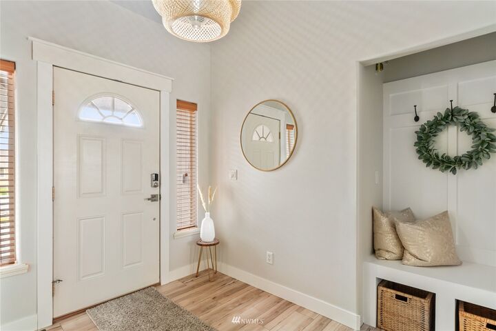 Property Photo:  1354 Tractor Loop  WA 98802 