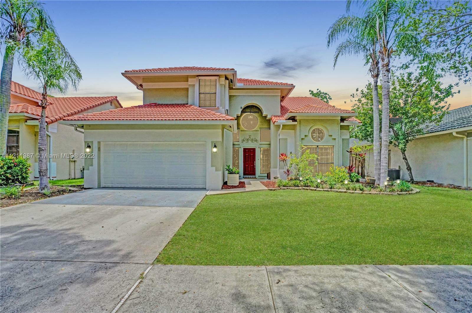 Property Photo:  11575 Waterford Ct  FL 33026 