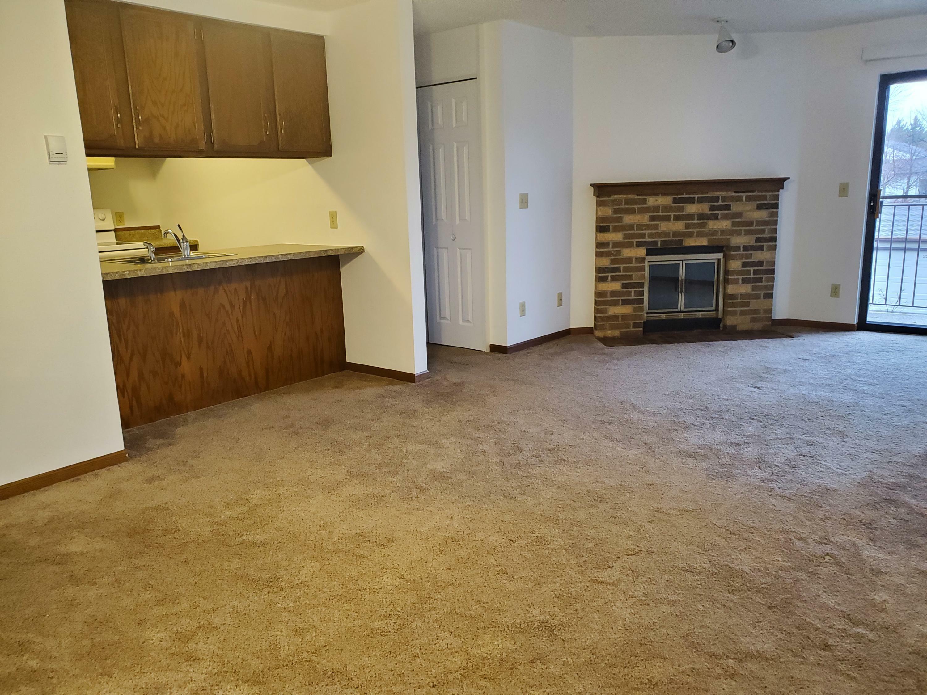 Property Photo:  2920 Ontario Lane 5  ND 58503 