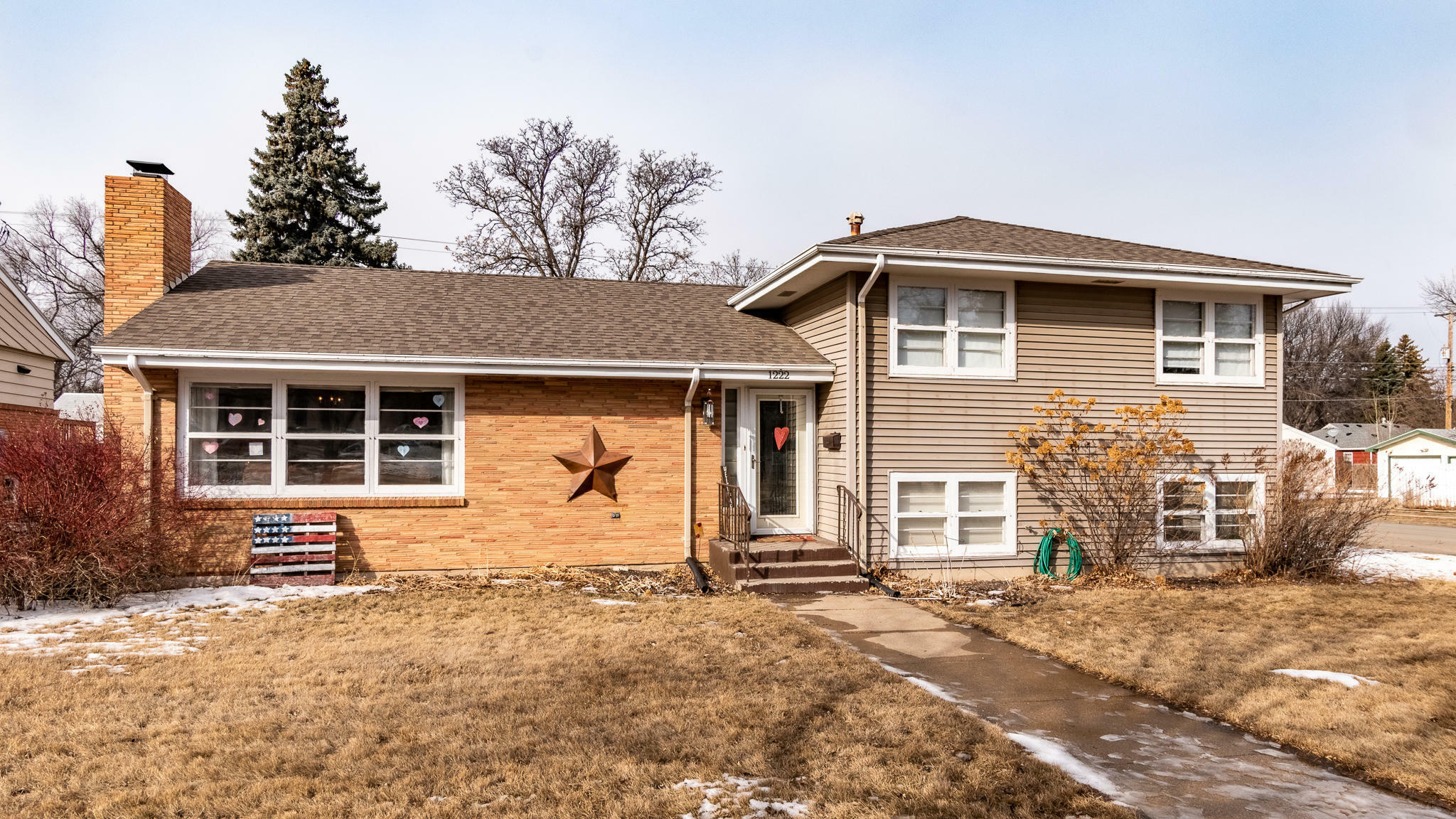 Property Photo:  1222 N 4th Street  ND 58501 