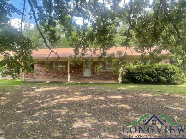 20 Cr 2232  Daingerfield TX 75638-2232 photo