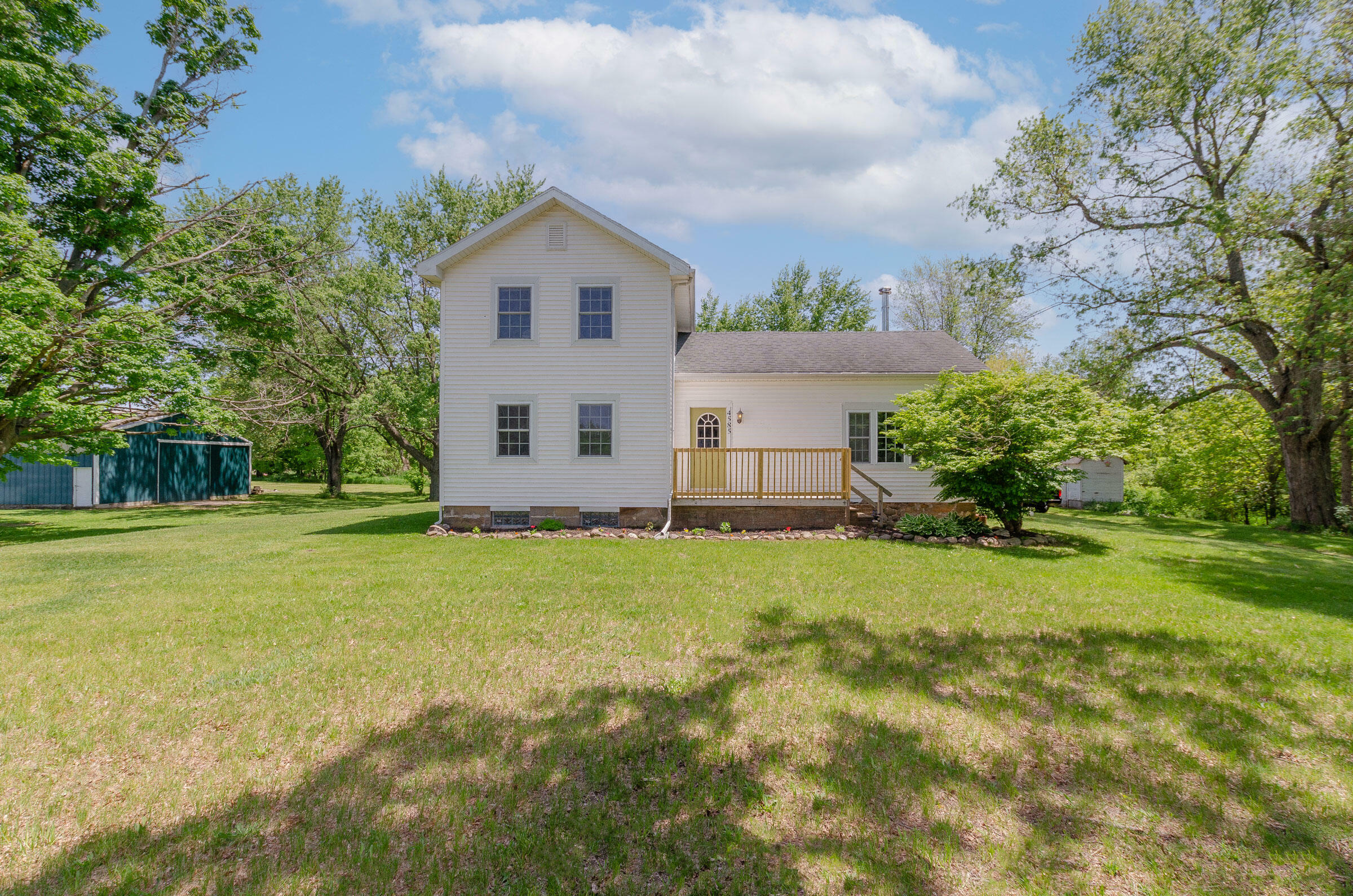 Property Photo:  4585 Onondaga Road  MI 49264 