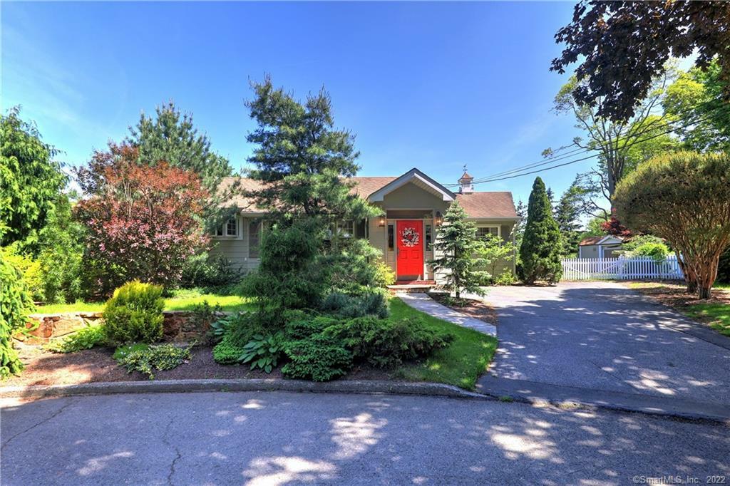 Property Photo: 44 Knollwood Road CT 06460
