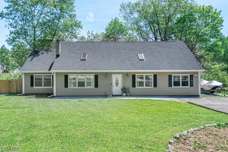 Property Photo: 216 Mohican Rd NJ 07422