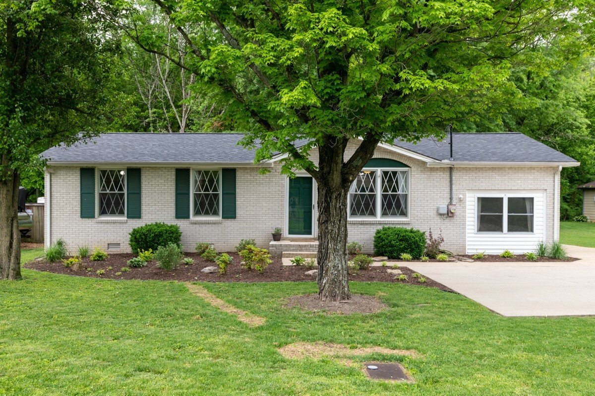 Property Photo: 361 Janette Ave TN 37072