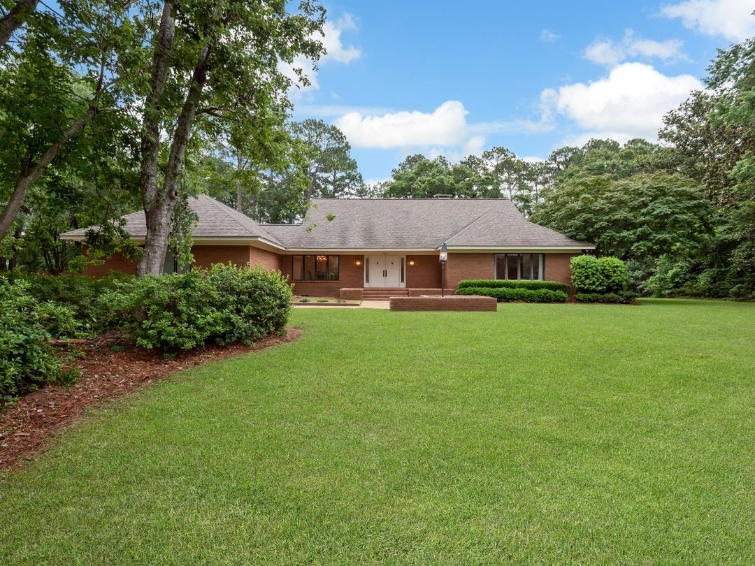 Property Photo:  2809 Rabbit Hills Road  FL 32308 