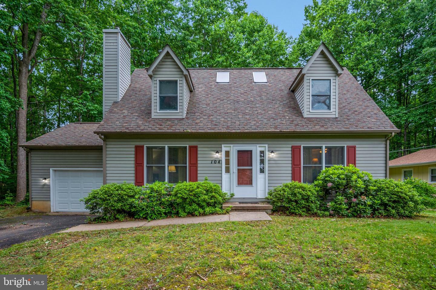 Property Photo:  104 Monument Road  VA 22508 