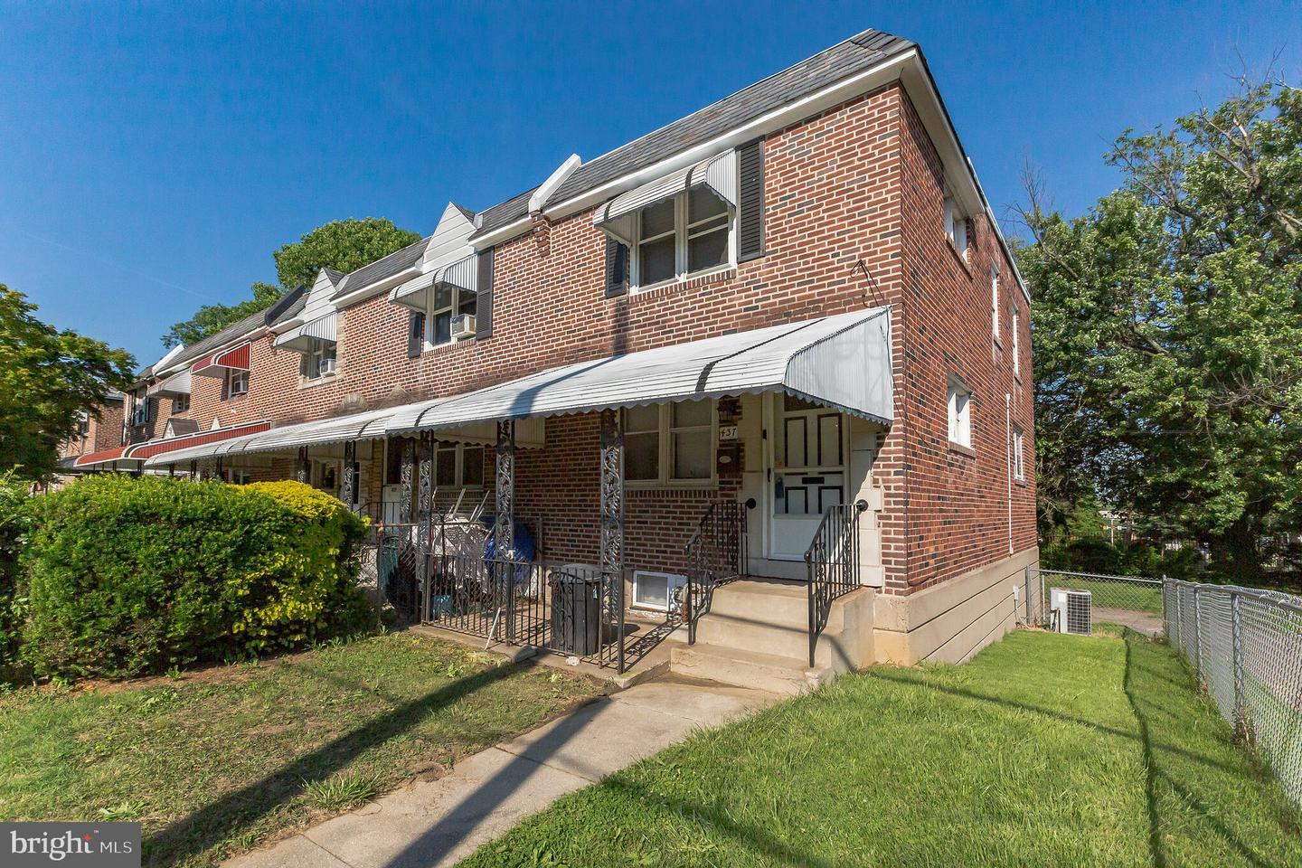 Property Photo: 437 W 21st Street PA 19013