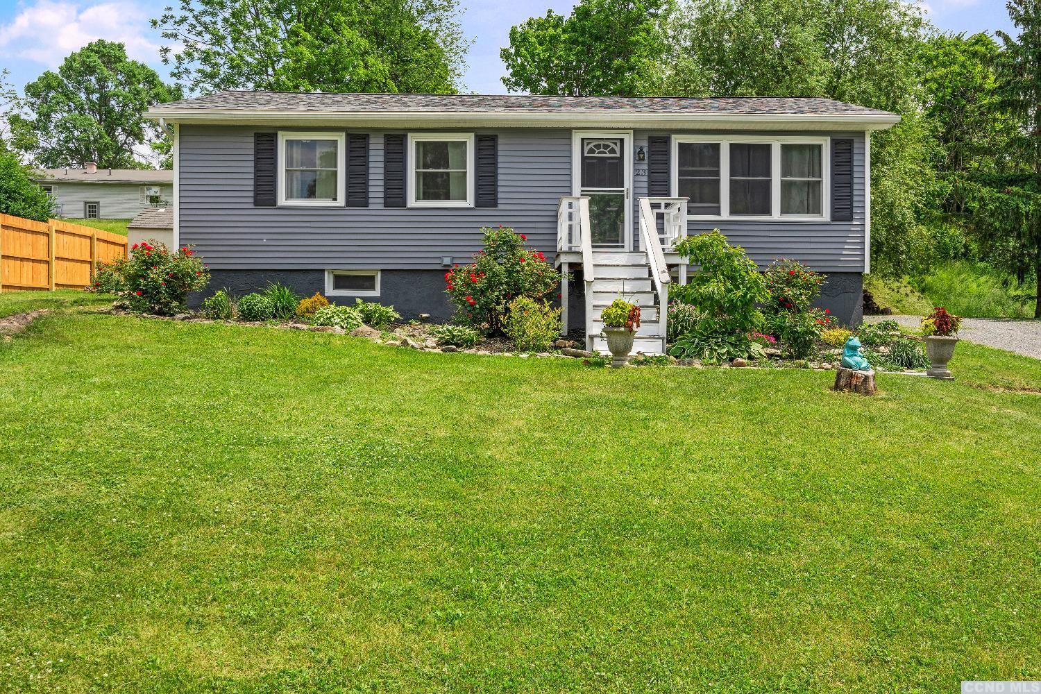 Property Photo:  23 Majestic Drive  NY 12173 