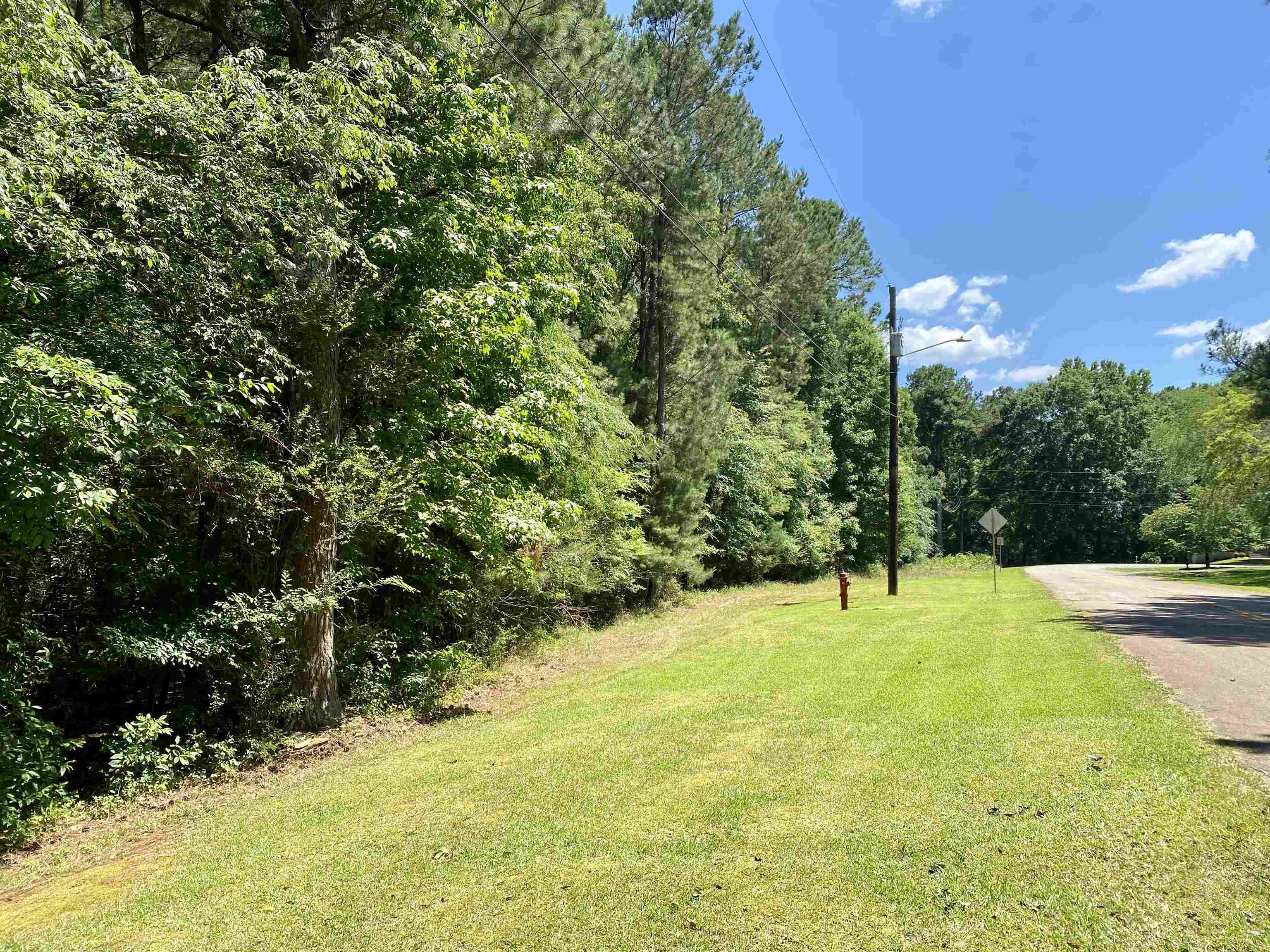 Property Photo:  1030 Twin Pines Circle  GA 30642 