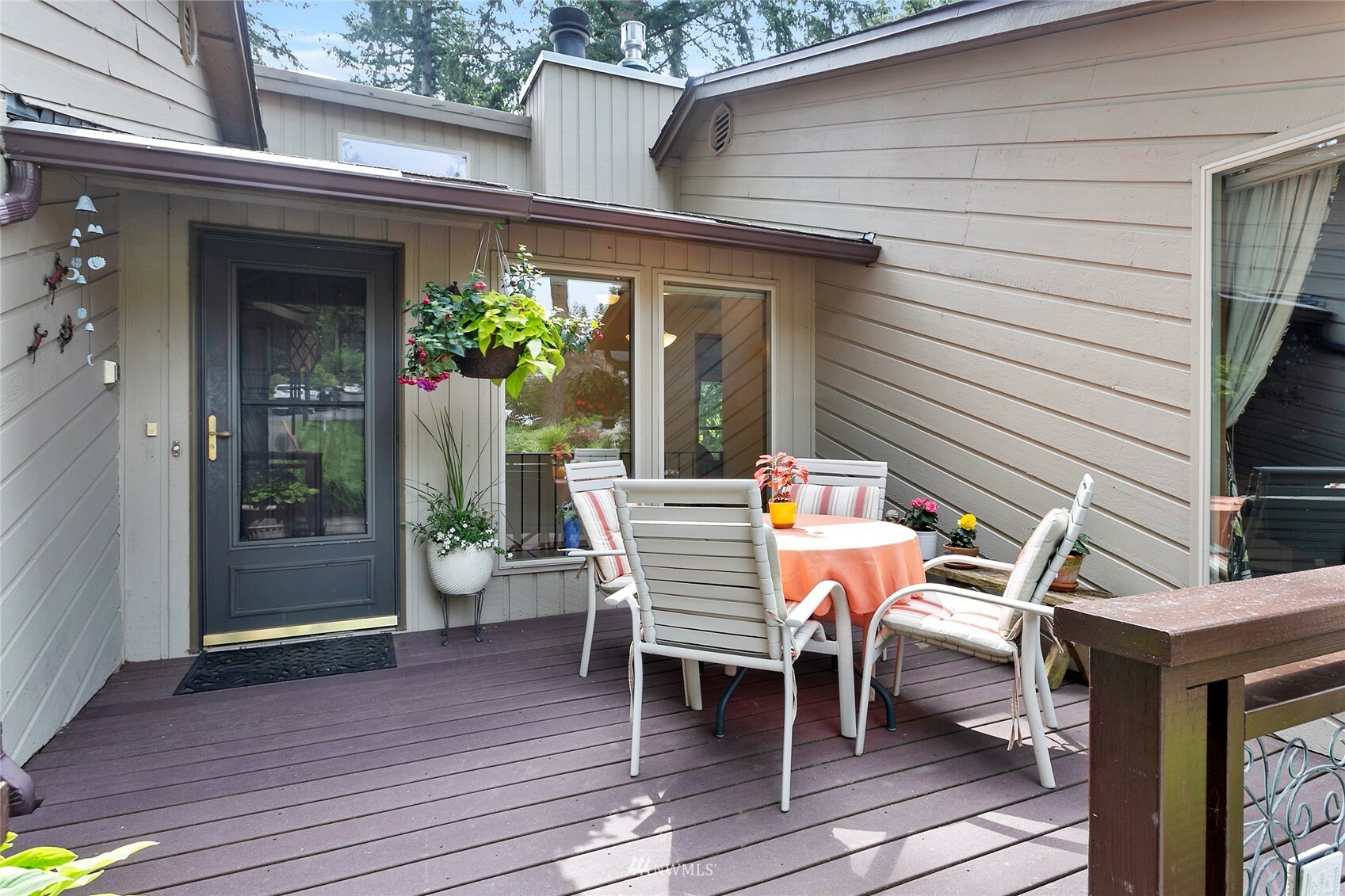 Property Photo:  3707 Greenville Street  WA 98226 