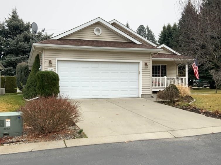 Property Photo: 1429 S Davis Ln WA 99216
