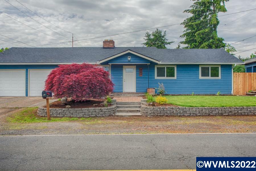 Property Photo: 394 Hrubetz Rd SE OR 97302