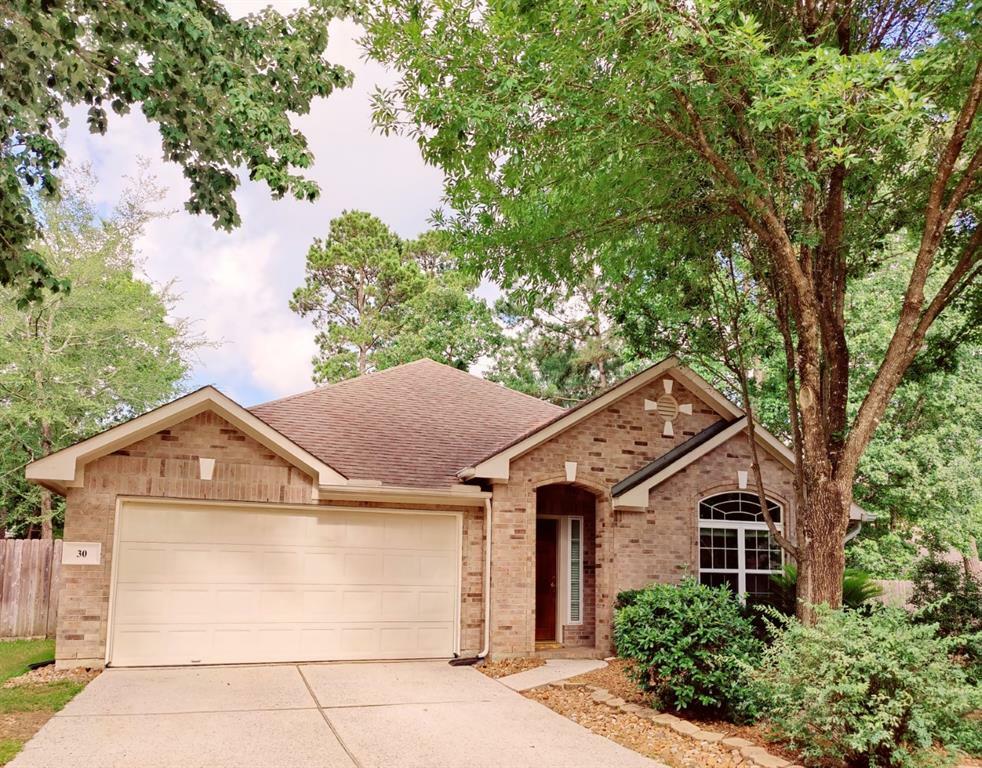 Property Photo: 30 English Lavender Place TX 77382
